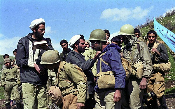 روحانیت و دفاع مقدس
